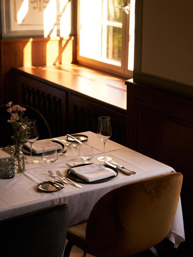 Gaestehaus Am Wasserschloss & Restaurant Wasserschloss 인즐링겐 외부 사진